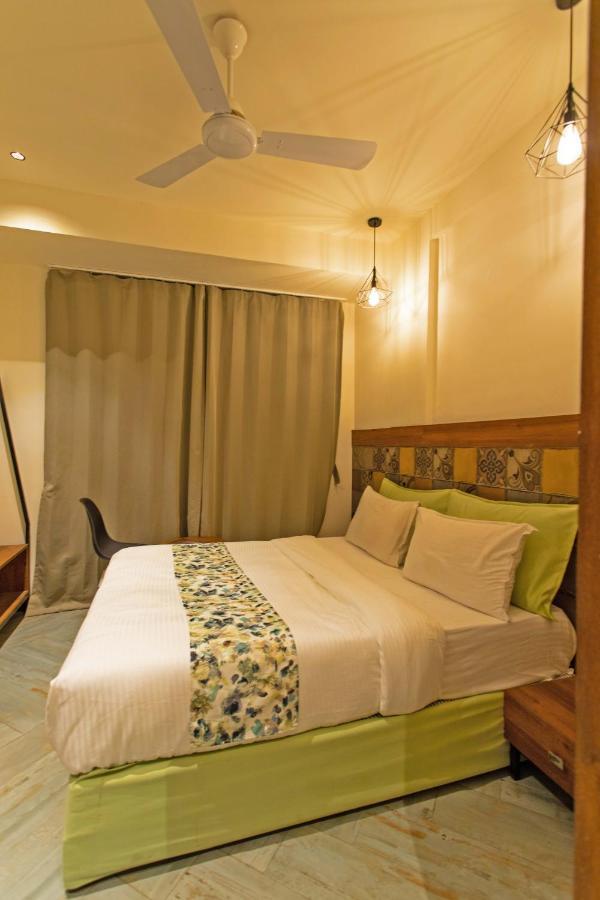 Nova Park Hotel Rajkot Exterior photo